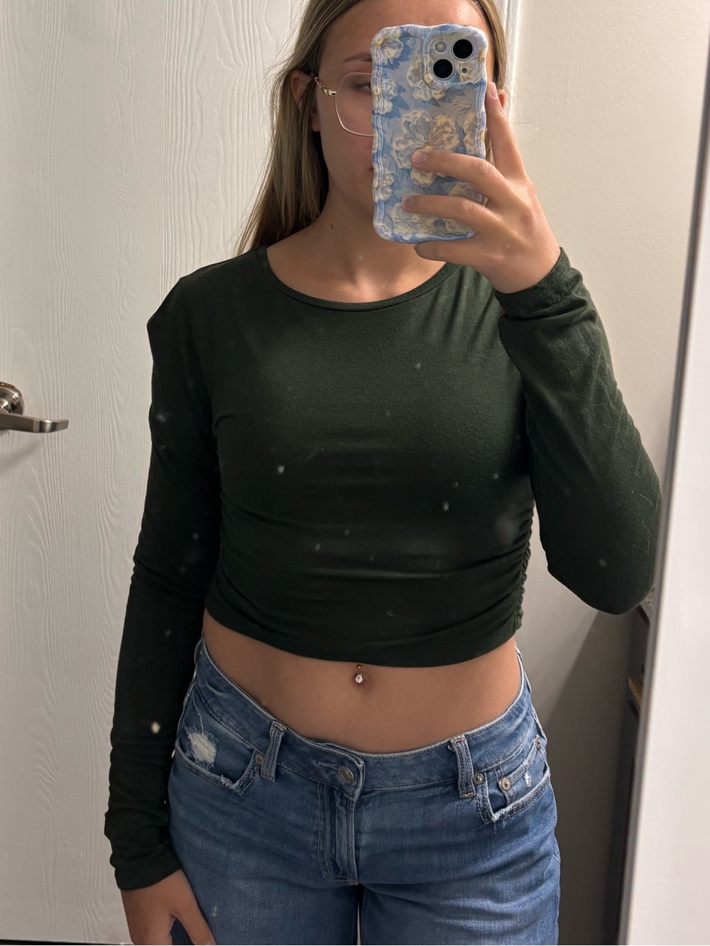 Dark green long sleeve crop top